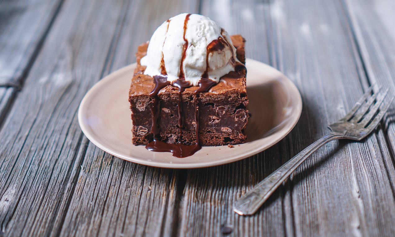 Chocolate Brownie with Ice Cream