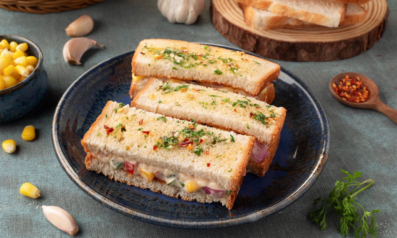 Garlic Breadsticks Recipe | Dr. Oetker
