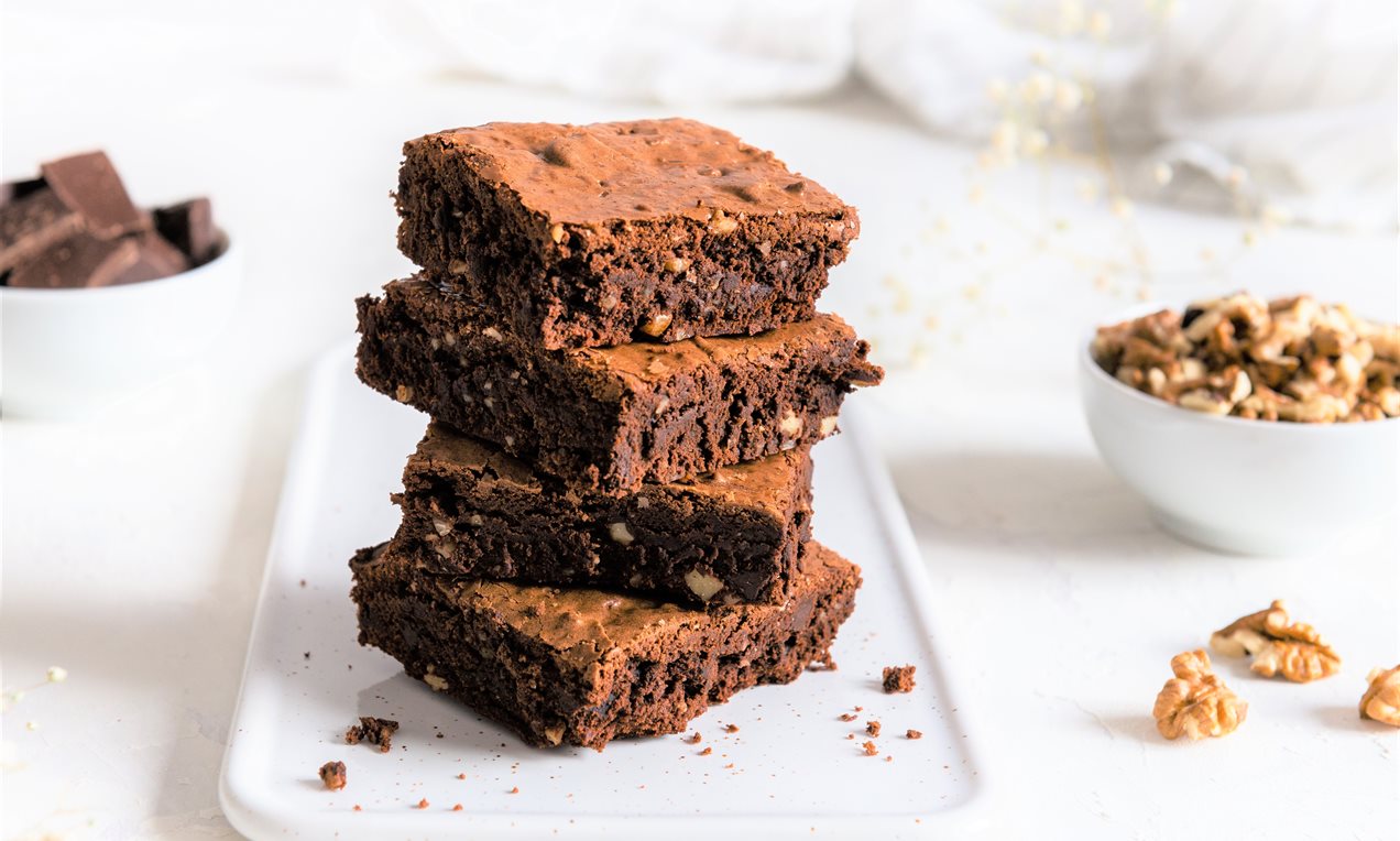 Walnut Brownie Recipe | Dr. Oetker